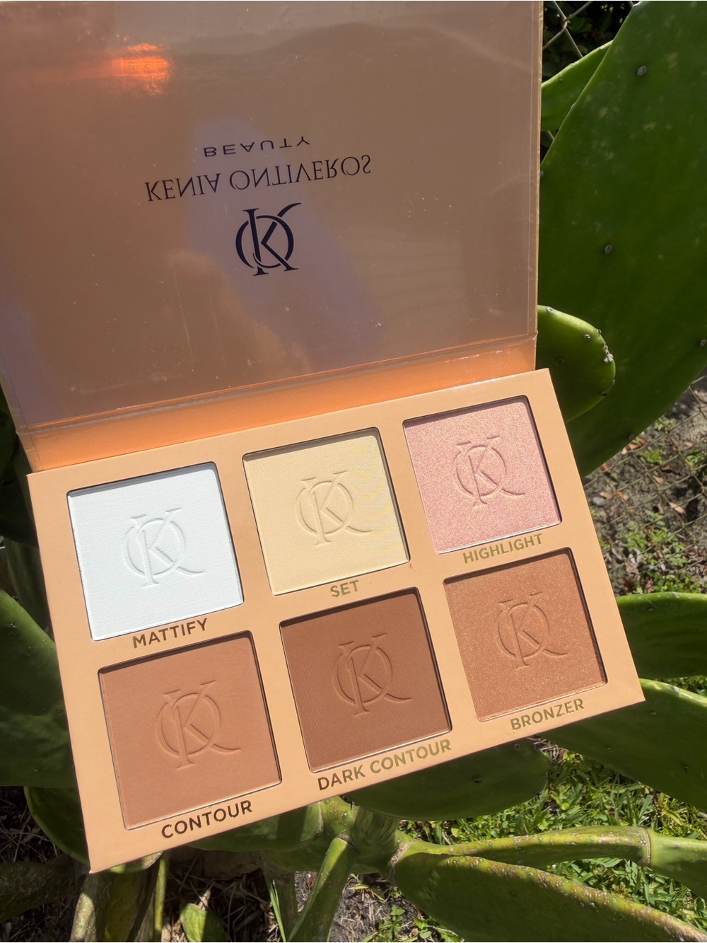 KENIA ONTIVEROS Beauty Face Sculpting Palette — Highlight, Set, Contour, Bronzer - Picture 6 of 9